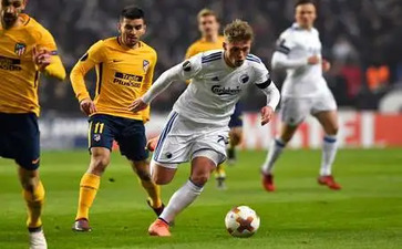 还给了孩子一个网络净者——专项整治标准网游市场监管，赢得了各界人士的“赞”。